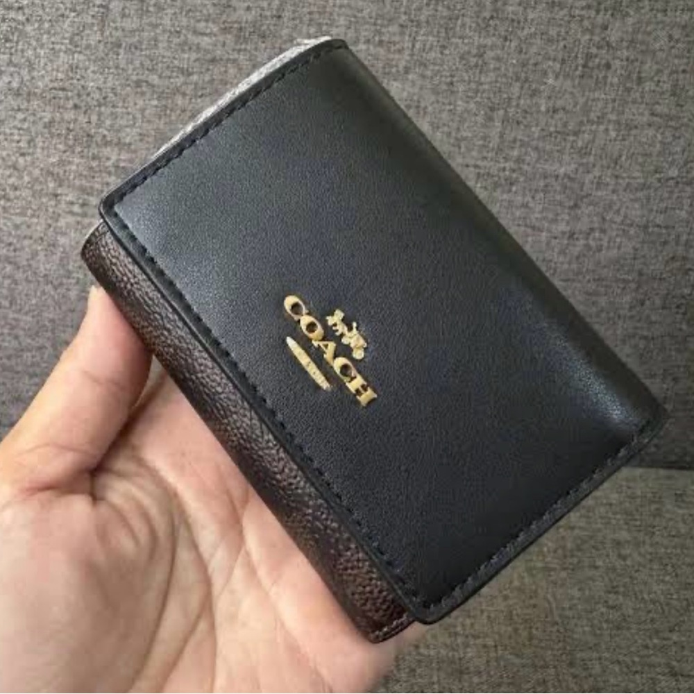 Coach Micro Snap Wallet -  Walnut & Black Signature Canvas - Picture 3 of 6
